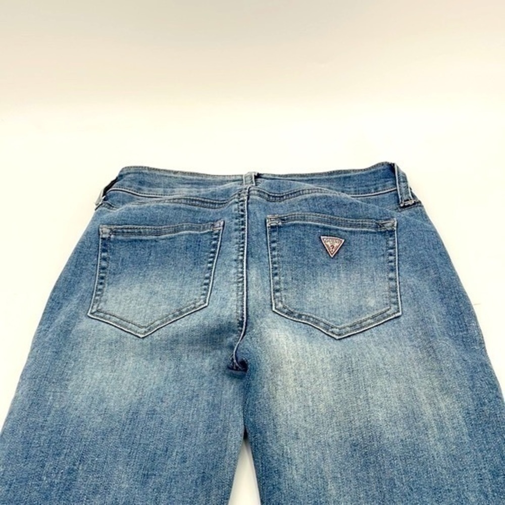 UEC Guess embroidered Guess jeans “Love Guess” size 24 - Picture 7 of 8